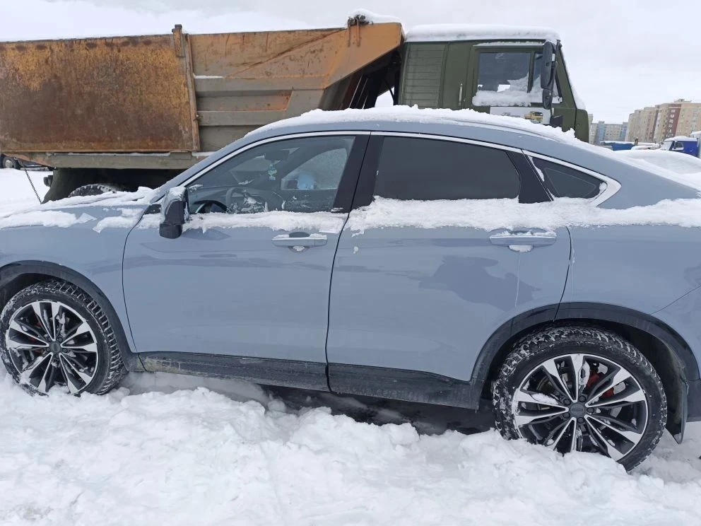 Саратовчанка едва не лишилась кроссовера за использование чужих фотографий